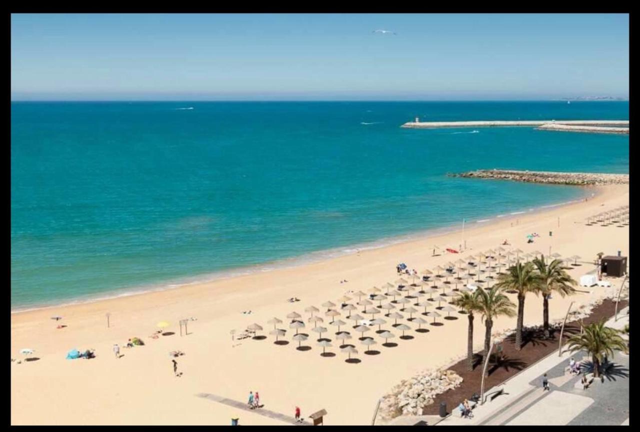 Paz Na Areia * Quarteira